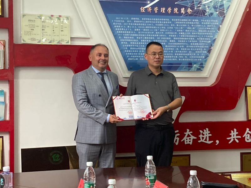 Współpraca Uniwersytetu Szczecińskiego z Yancheng Institute of Technology